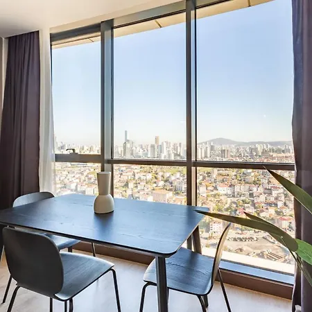Charming Flat With Gorgeous City View In Atasehir Istanbul