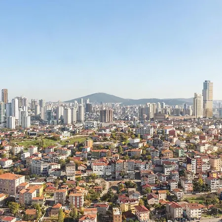 Charming Flat With Gorgeous City View In Atasehir